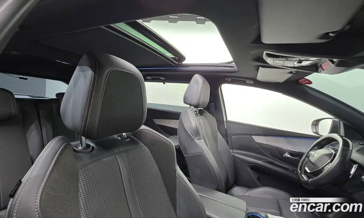 Peugeot 5008 2022 1.2 автомат (гидро), фото 25