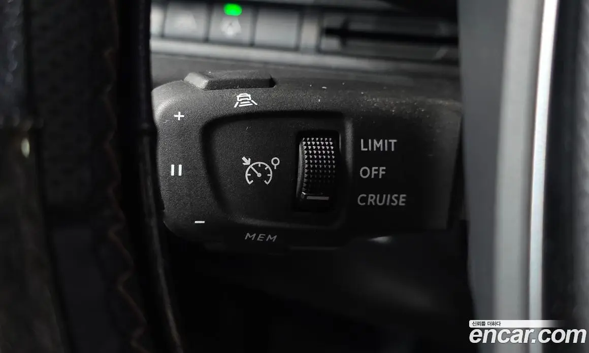 Peugeot 5008 2022 1.2 автомат (гидро), фото 26