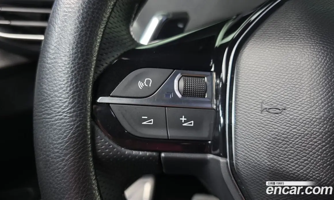 Peugeot 5008 2022 1.2 автомат (гидро), фото 27