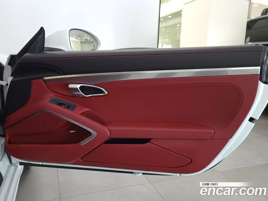 Porsche 718 2024 4.0 автомат (гидро), фото 19
