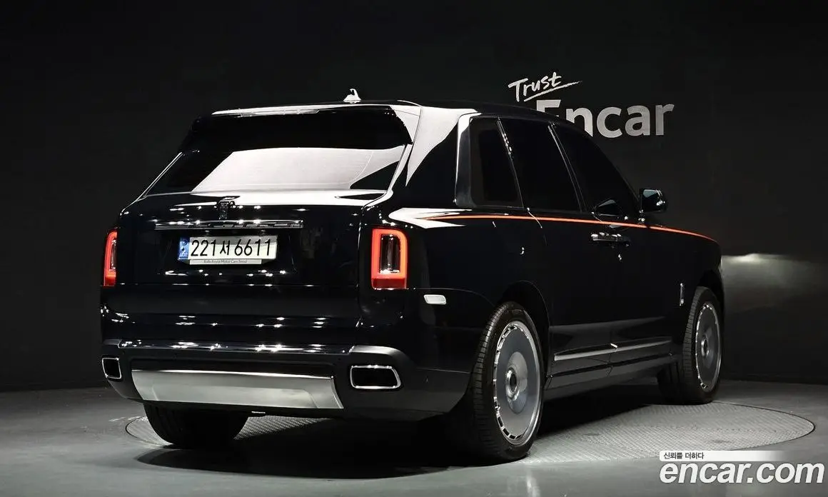 Rolls-Royce Cullinan 2022 6.7 автомат (гидро), фото 2 Rolls-Royce Cullinan 2022 6.7 автомат (гидро), фото 2
