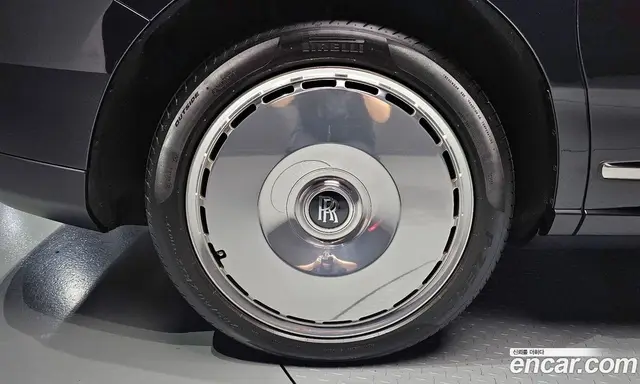 Rolls-Royce Cullinan 2022 6.7 автомат (гидро), миниатюра 5 Rolls-Royce Cullinan 2022 6.7 автомат (гидро), миниатюра 5