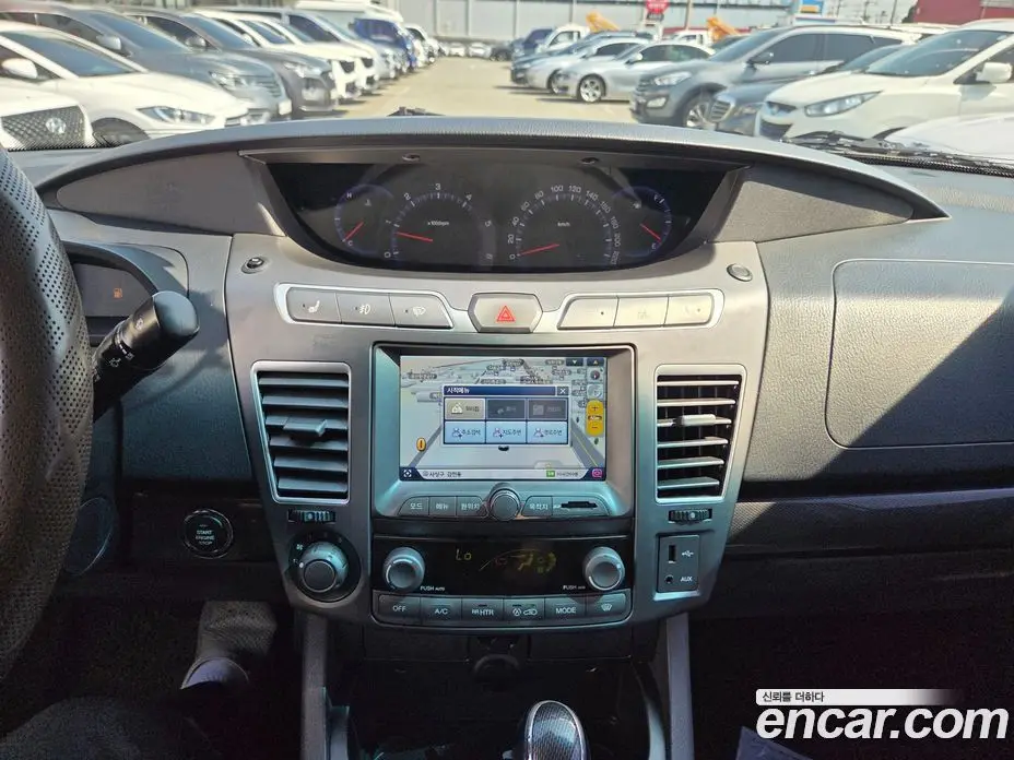 SsangYong Korando 2013 2.0 автомат (гидро), фото 10