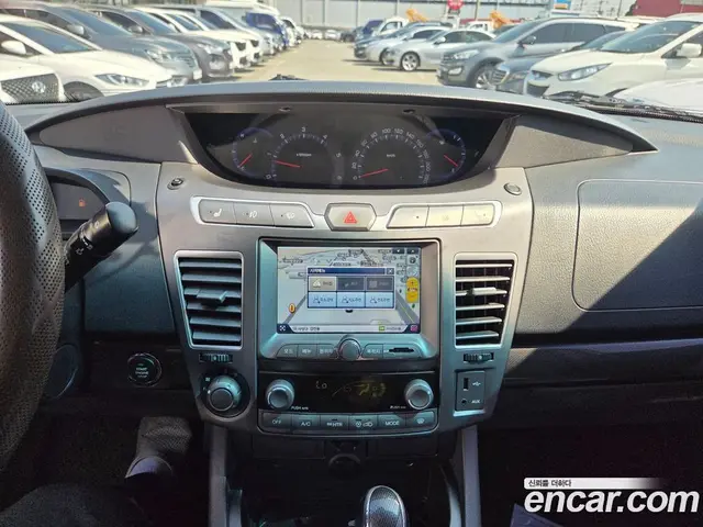 SsangYong Korando 2013 2.0 автомат (гидро), миниатюра 10