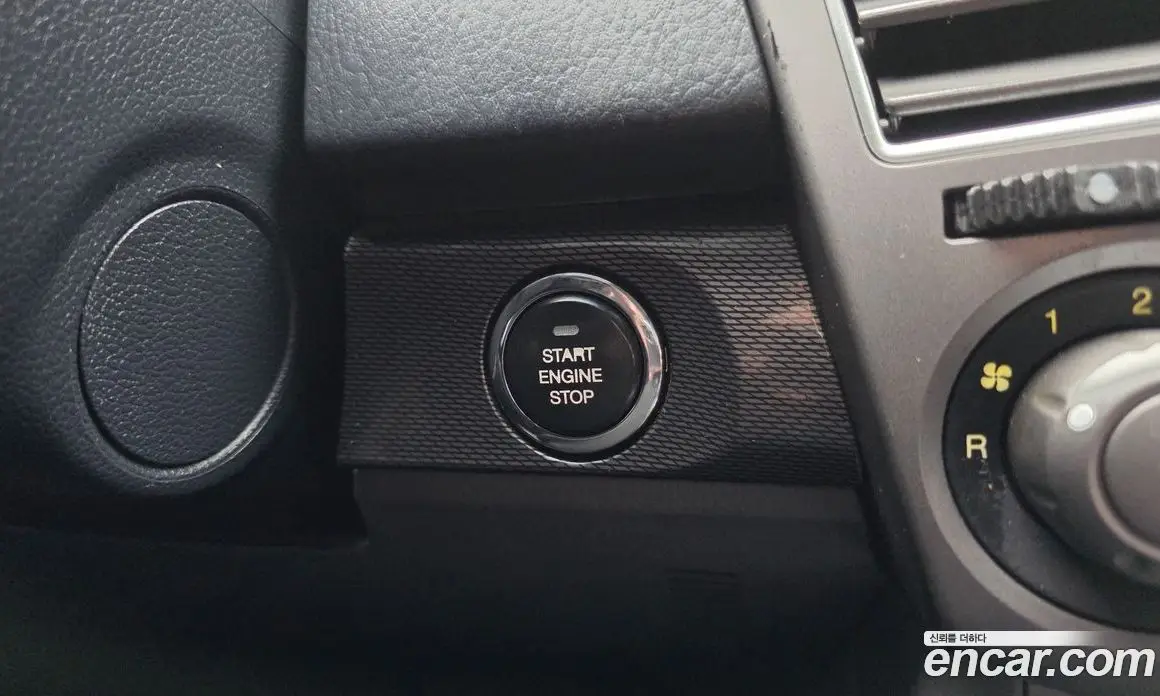 SsangYong Korando 2014 2.0 автомат (гидро), фото 16