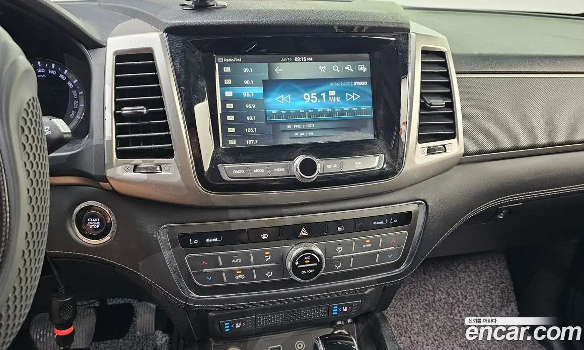 SsangYong Rexton 2018 2.2 автомат (гидро), фото 14