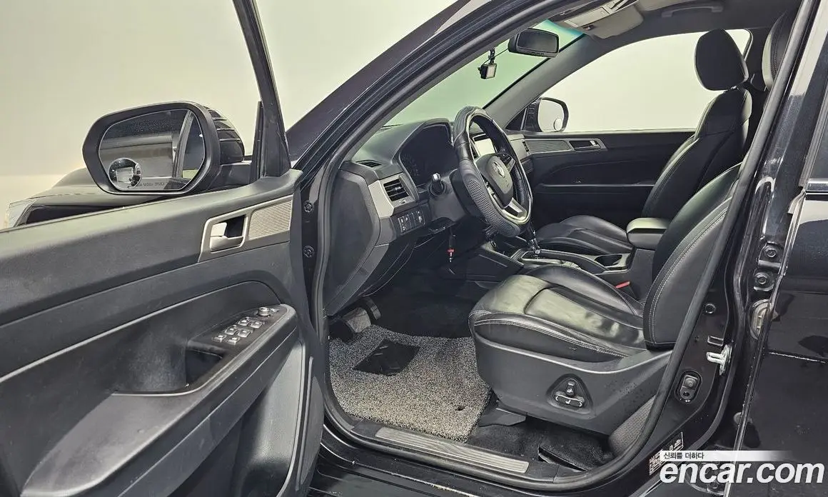SsangYong Rexton 2018 2.2 автомат (гидро), фото 10