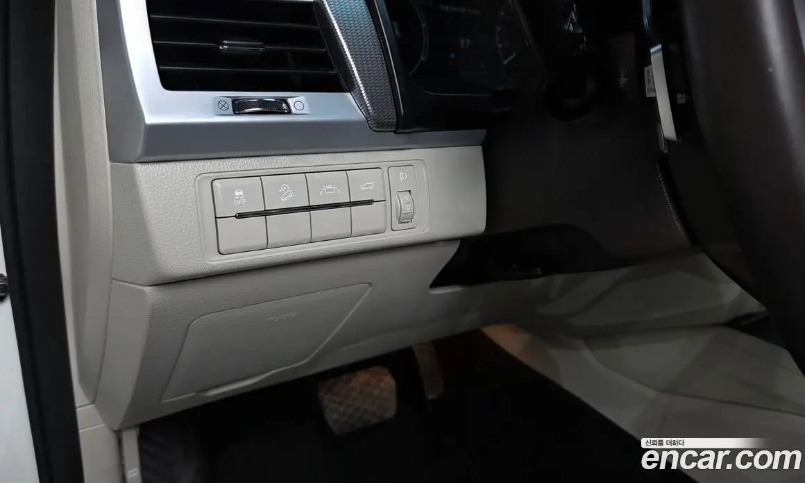SsangYong Rexton 2022 2.2 автомат (гидро), фото 30