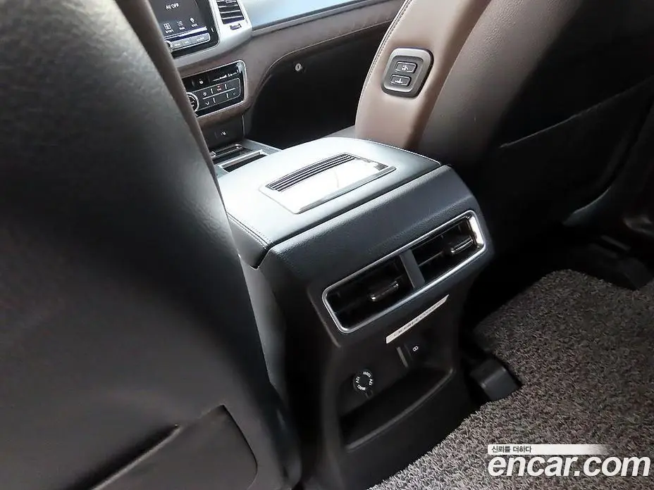 SsangYong Rexton 2022 2.2 автомат (гидро), фото 15