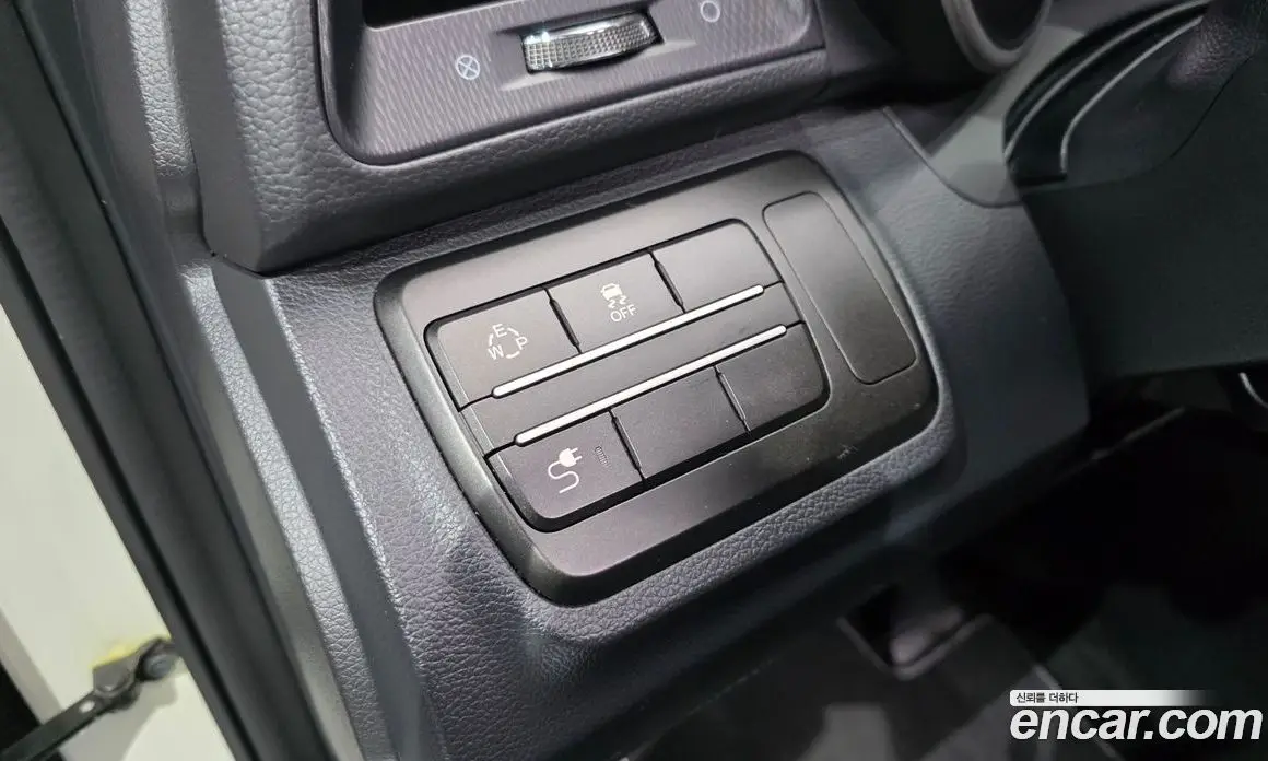SsangYong TIBOLI 2016 1.6 автомат (гидро), фото 18