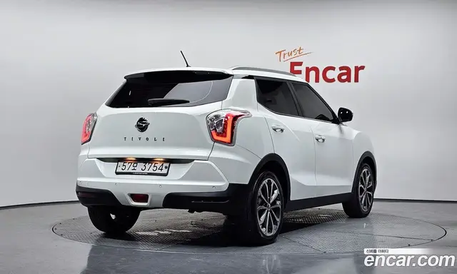 SsangYong TIBOLI 2017 1.6 автомат (гидро), миниатюра 2