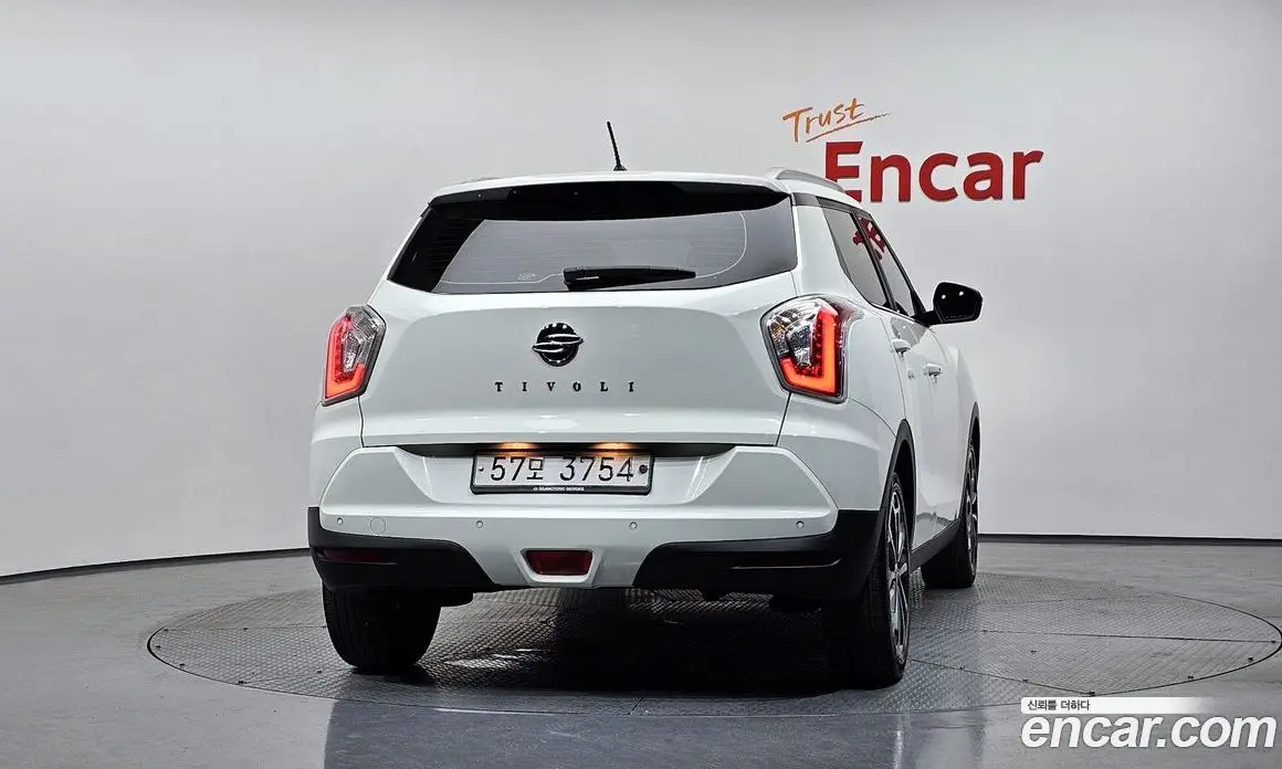 SsangYong TIBOLI 2017 1.6 автомат (гидро), фото 4