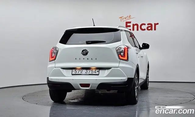 SsangYong TIBOLI 2017 1.6 автомат (гидро), миниатюра 4