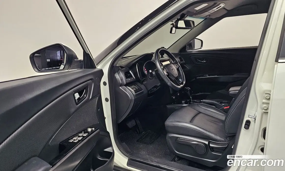 SsangYong TIBOLI 2017 1.6 автомат (гидро), фото 10