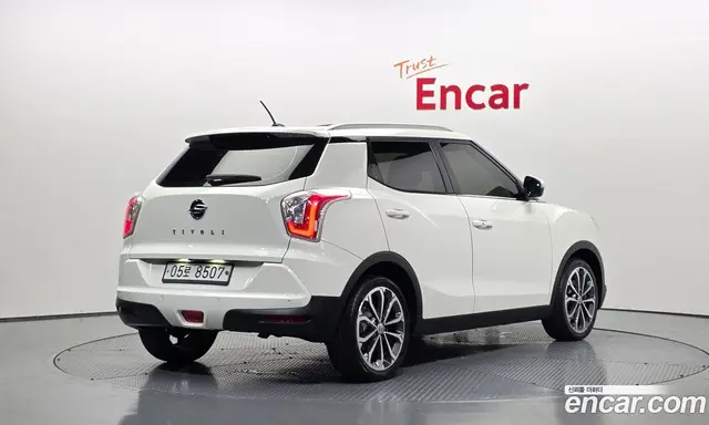 SsangYong TIBOLI 2017 1.6 автомат (гидро), миниатюра 2
