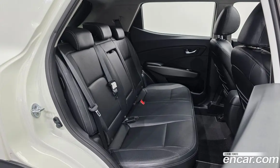 SsangYong TIBOLI 2017 1.6 автомат (гидро), фото 18