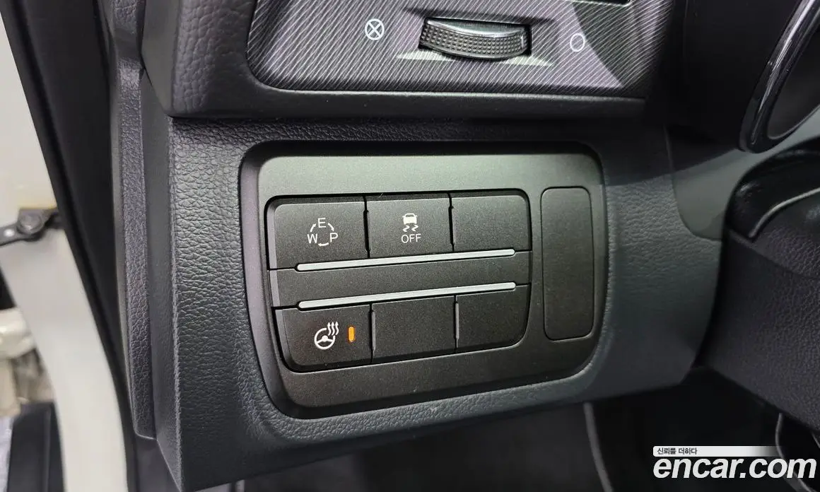 SsangYong TIBOLI 2017 1.6 автомат (гидро), фото 23