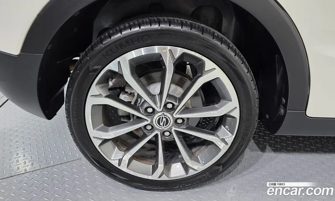 SsangYong TIBOLI 2017 1.6 автомат (гидро), фото 5