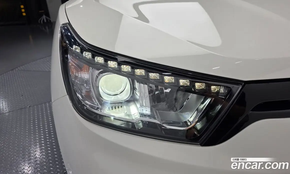 SsangYong TIBOLI 2017 1.6 автомат (гидро), фото 8