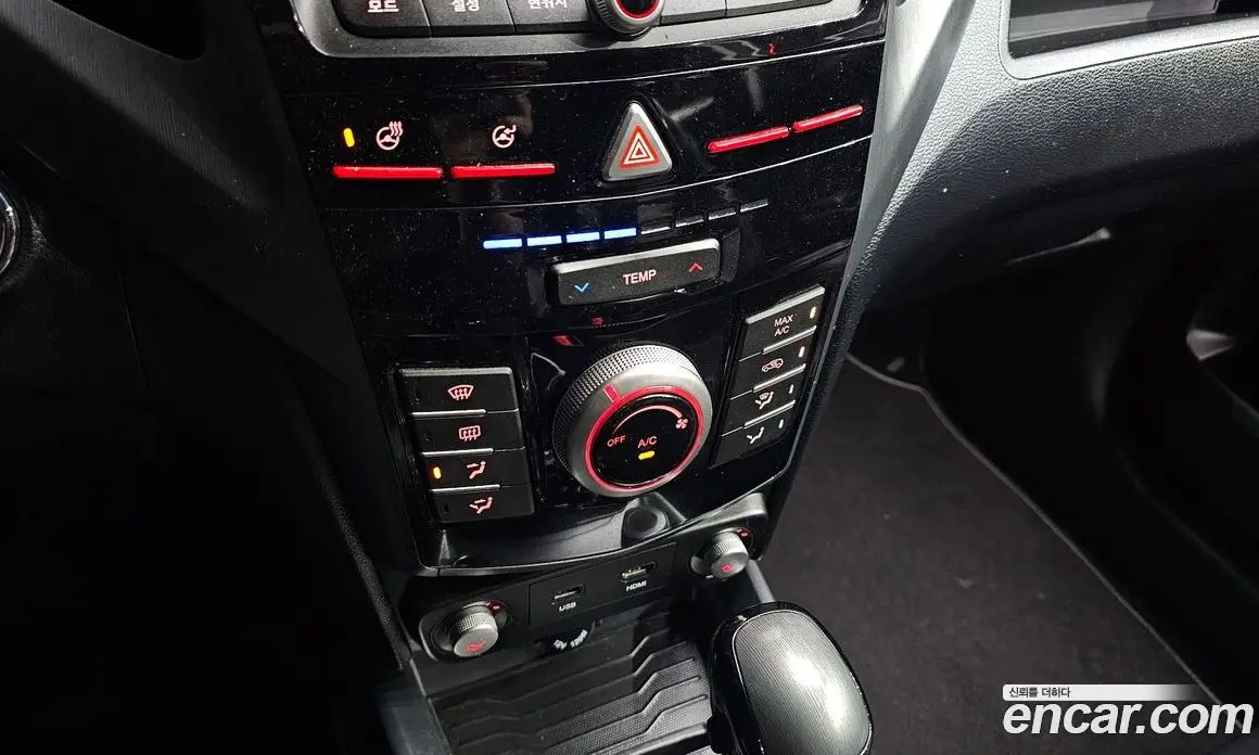 SsangYong TIBOLI 2017 1.6 автомат (гидро), фото 22
