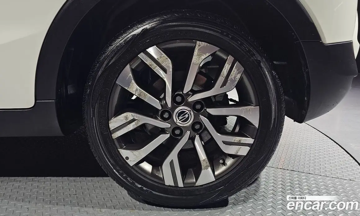 SsangYong TIBOLI 2017 1.6 автомат (гидро), фото 7