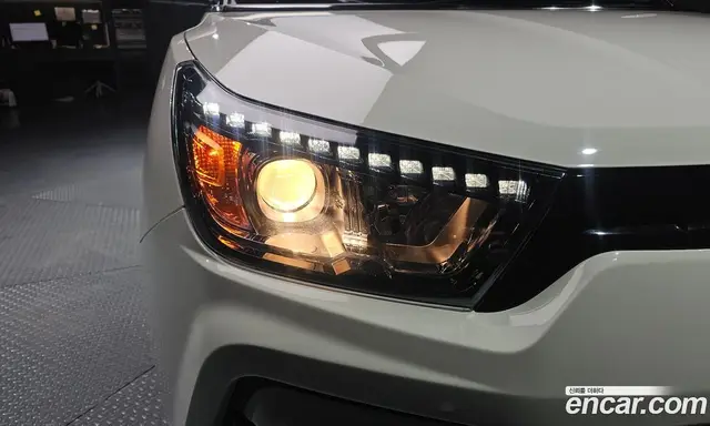 SsangYong TIBOLI 2017 1.6 автомат (гидро), миниатюра 8