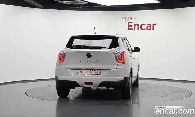 SsangYong TIBOLI 2017 1.6 автомат (гидро), миниатюра 4