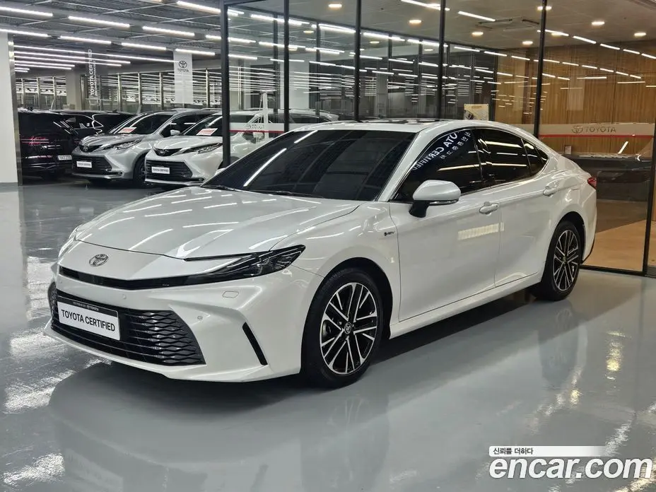 Toyota Camry 2024 2.5 автомат (вариатор), фото 1 Toyota Camry 2024 2.5 автомат (вариатор), фото 1