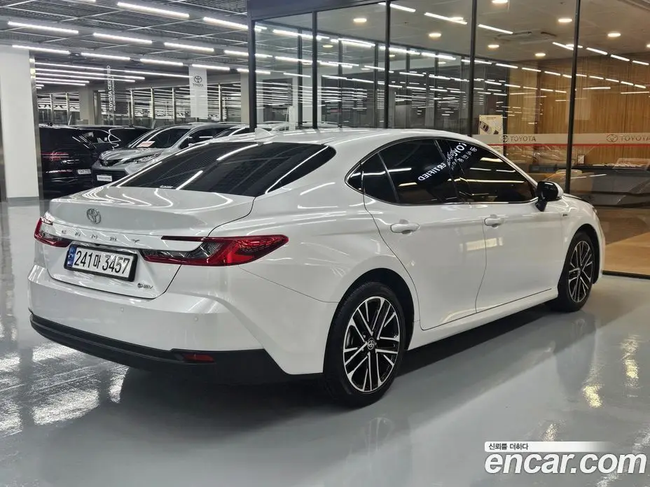 Toyota Camry 2024 2.5 автомат (вариатор), фото 2 Toyota Camry 2024 2.5 автомат (вариатор), фото 2