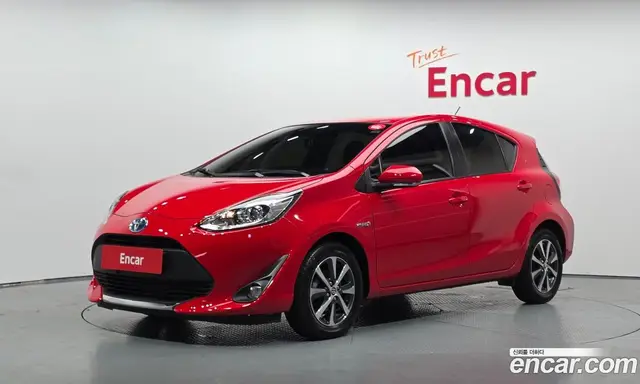 Toyota Prius 2020 1.5 автомат (гидро), миниатюра 1 Toyota Prius 2020 1.5 автомат (гидро), миниатюра 1