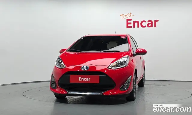 Toyota Prius 2020 1.5 автомат (гидро), миниатюра 3 Toyota Prius 2020 1.5 автомат (гидро), миниатюра 3
