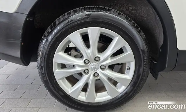 Toyota RAV4 2014 2.5 автомат (гидро), миниатюра 5 Toyota RAV4 2014 2.5 автомат (гидро), миниатюра 5