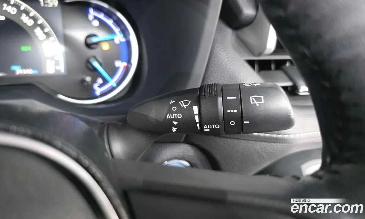 Toyota RAV4 2019 2.5 автомат (гидро), фото 27 Toyota RAV4 2019 2.5 автомат (гидро), фото 27