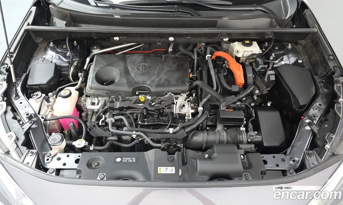 Toyota RAV4 2019 2.5 автомат (гидро), фото 6 Toyota RAV4 2019 2.5 автомат (гидро), фото 6