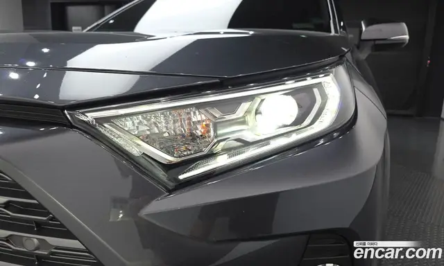 Toyota RAV4 2019 2.5 автомат (гидро), миниатюра 8 Toyota RAV4 2019 2.5 автомат (гидро), миниатюра 8