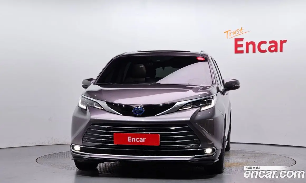 Toyota Sienna 2021 2.5 автомат (гидро), фото 3 Toyota Sienna 2021 2.5 автомат (гидро), фото 3
