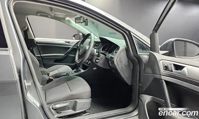 Volkswagen Golf 2017 1.4 автомат (гидро), миниатюра 10