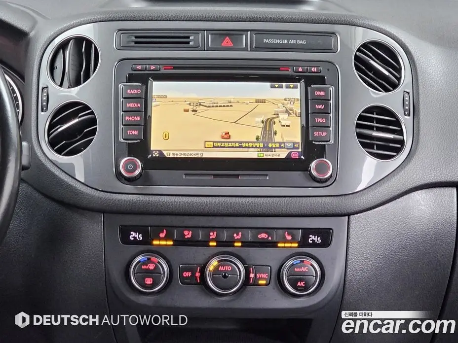 Volkswagen Tiguan 2015 2.0 автомат (гидро), фото 14