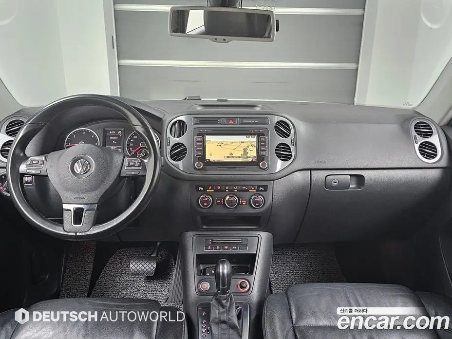 Volkswagen Tiguan 2015 2.0 автомат (гидро), фото 7