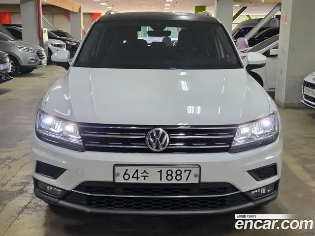 Volkswagen Tiguan 2018 2.0 автомат (гидро), миниатюра 2
