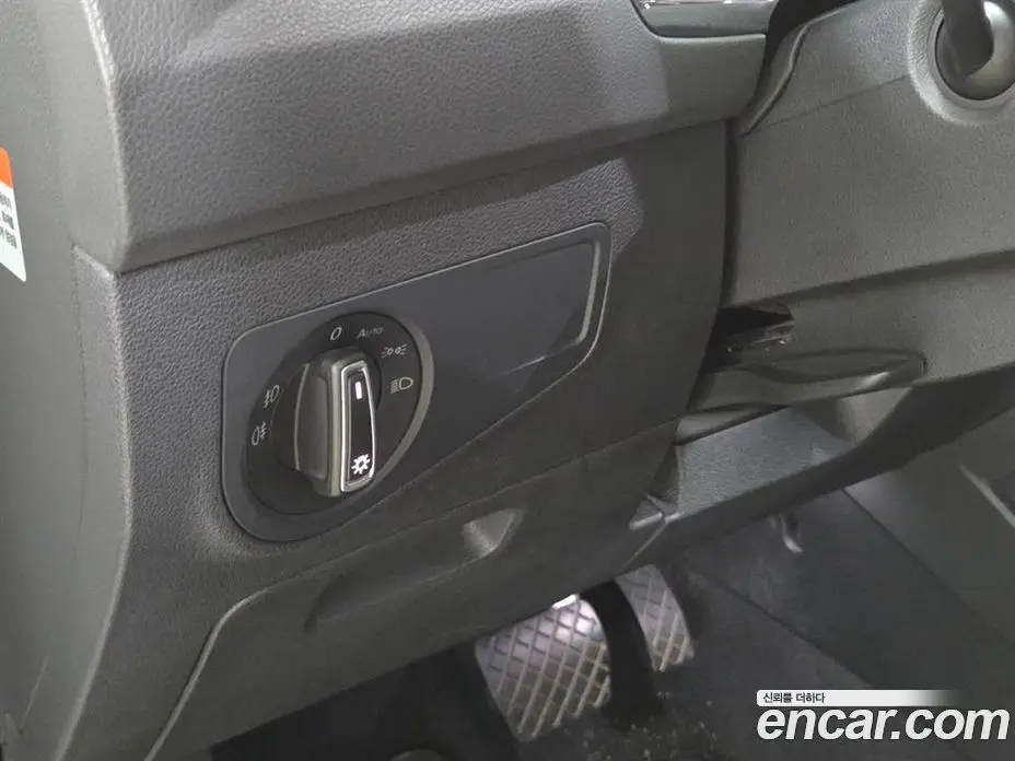 Volkswagen Tiguan 2018 2.0 автомат (гидро), фото 13