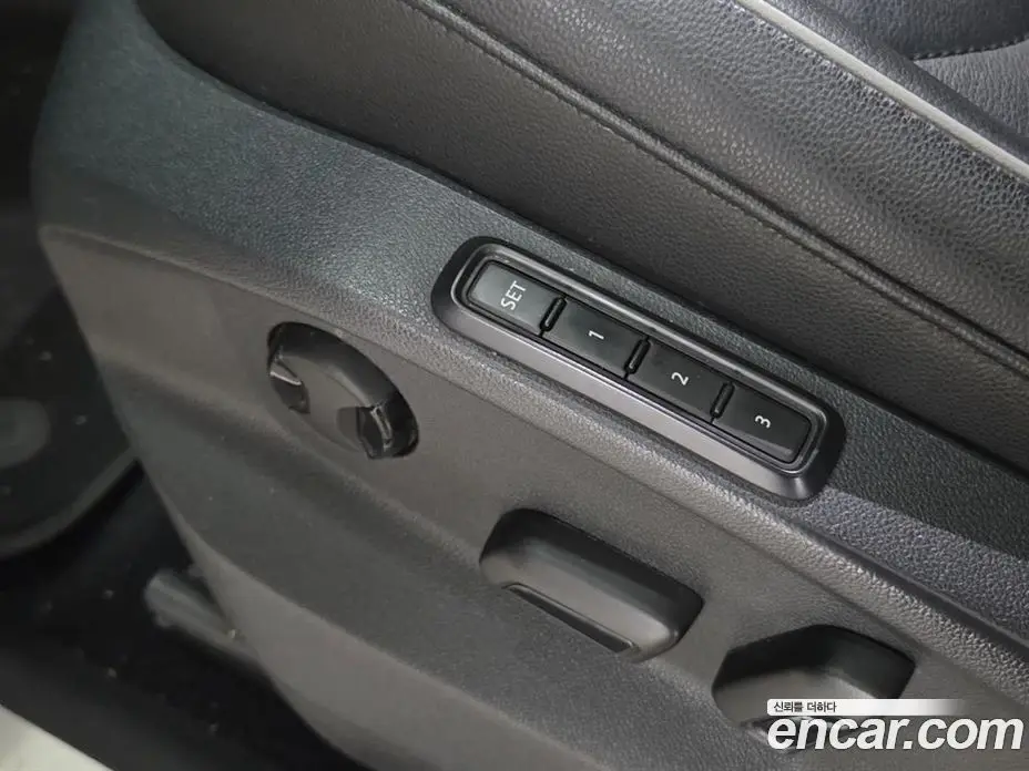 Volkswagen Tiguan 2018 2.0 автомат (гидро), фото 15