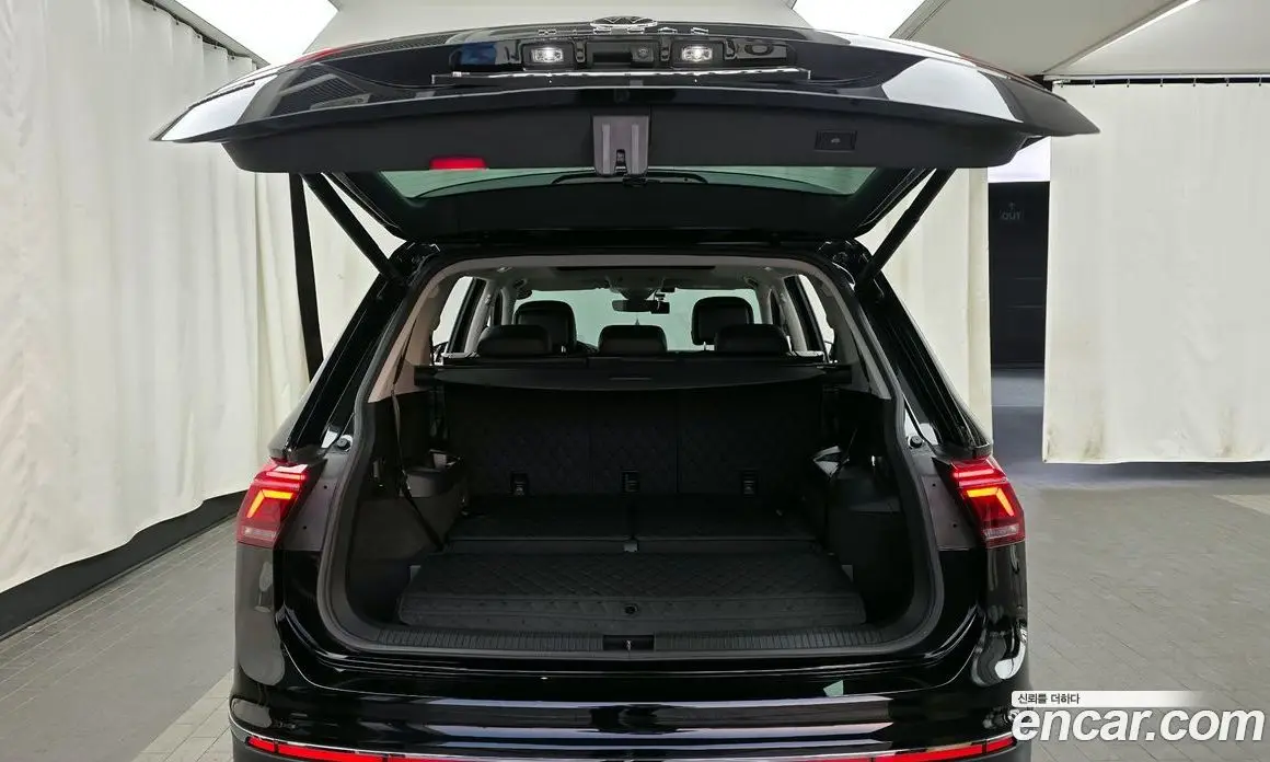Volkswagen Tiguan 2022 2.0 автомат (гидро), фото 26