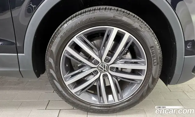 Volkswagen Tiguan 2022 2.0 автомат (гидро), миниатюра 7