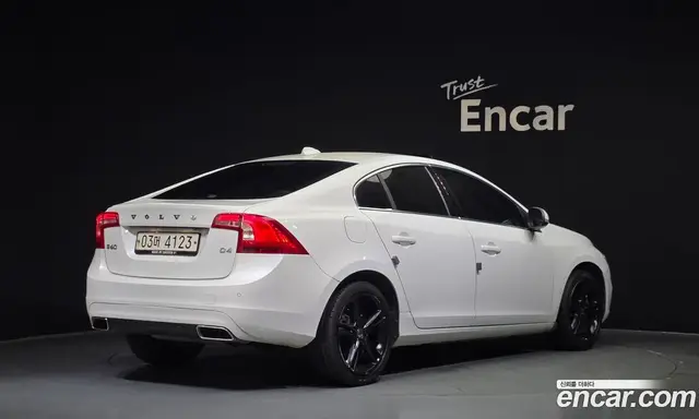 Volvo S60 2017 2.0 автомат (гидро), миниатюра 2