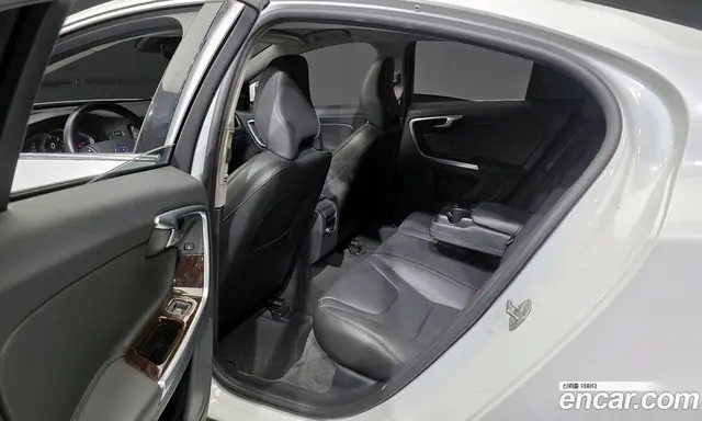 Volvo S60 2017 2.0 автомат (гидро), миниатюра 11