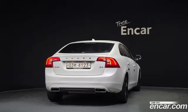Volvo S60 2017 2.0 автомат (гидро), миниатюра 4