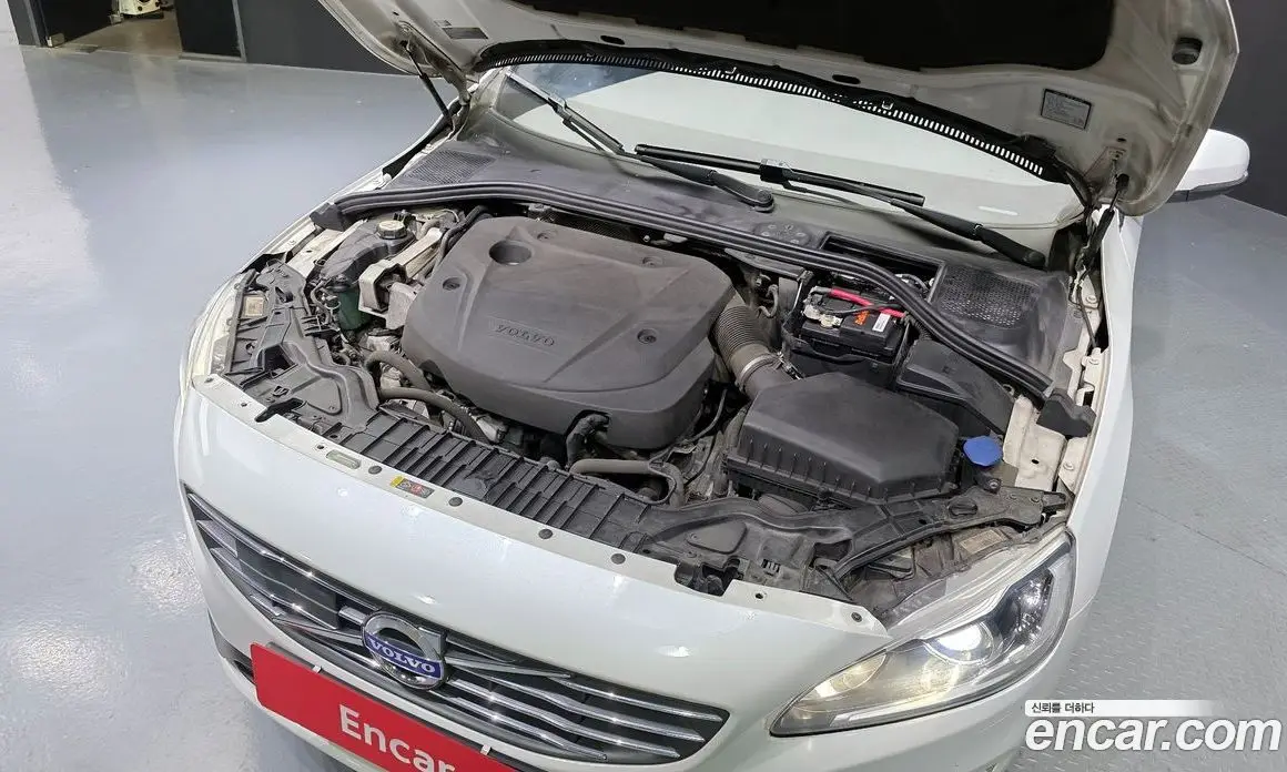 Volvo S60 2017 2.0 автомат (гидро), фото 6