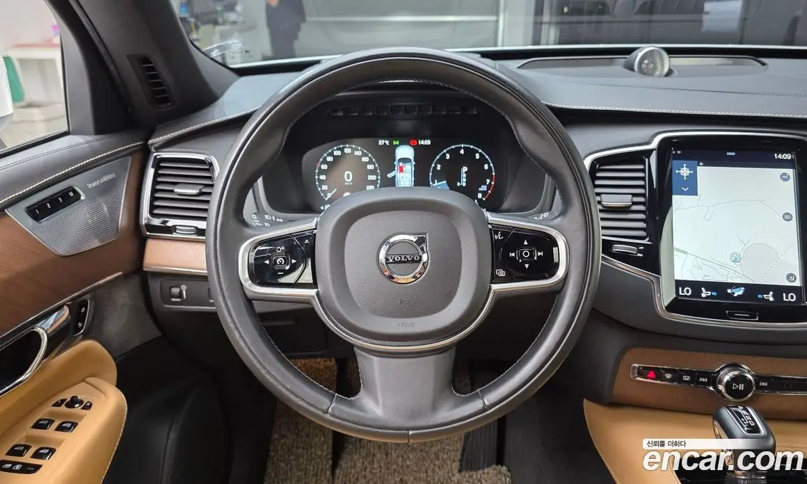 Volvo XC90 2016 2.0 автомат (гидро), фото 13