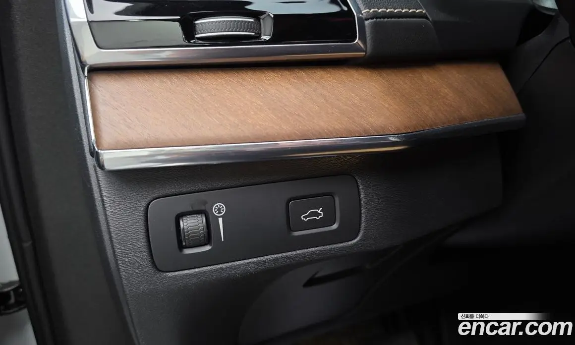 Volvo XC90 2016 2.0 автомат (гидро), фото 19